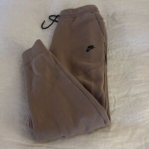 Nike sweatpants. Men’s L.